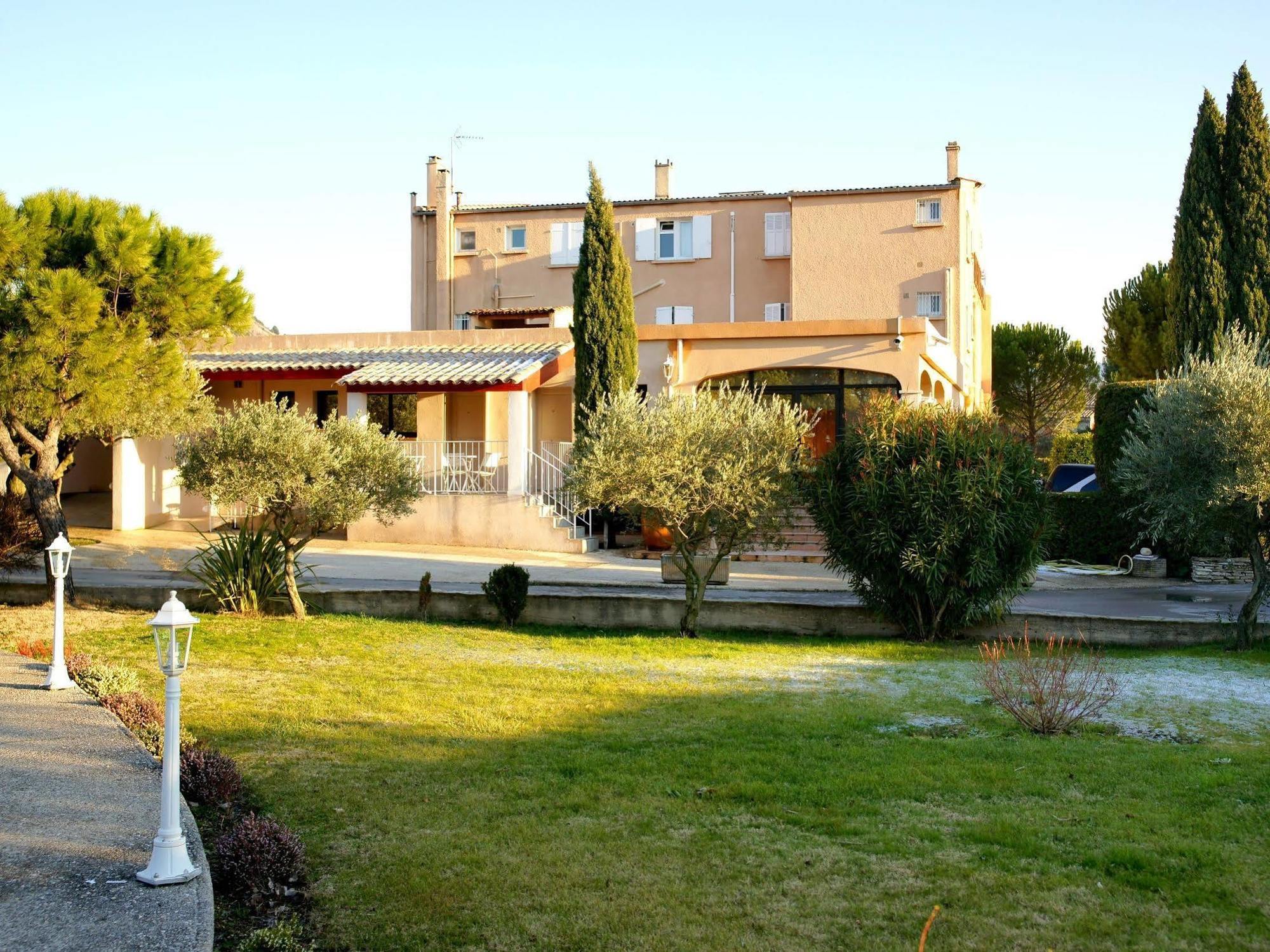Logis Hotel & Restaurant L'Etape Bouc Bel Air - Gardanne Dış mekan fotoğraf