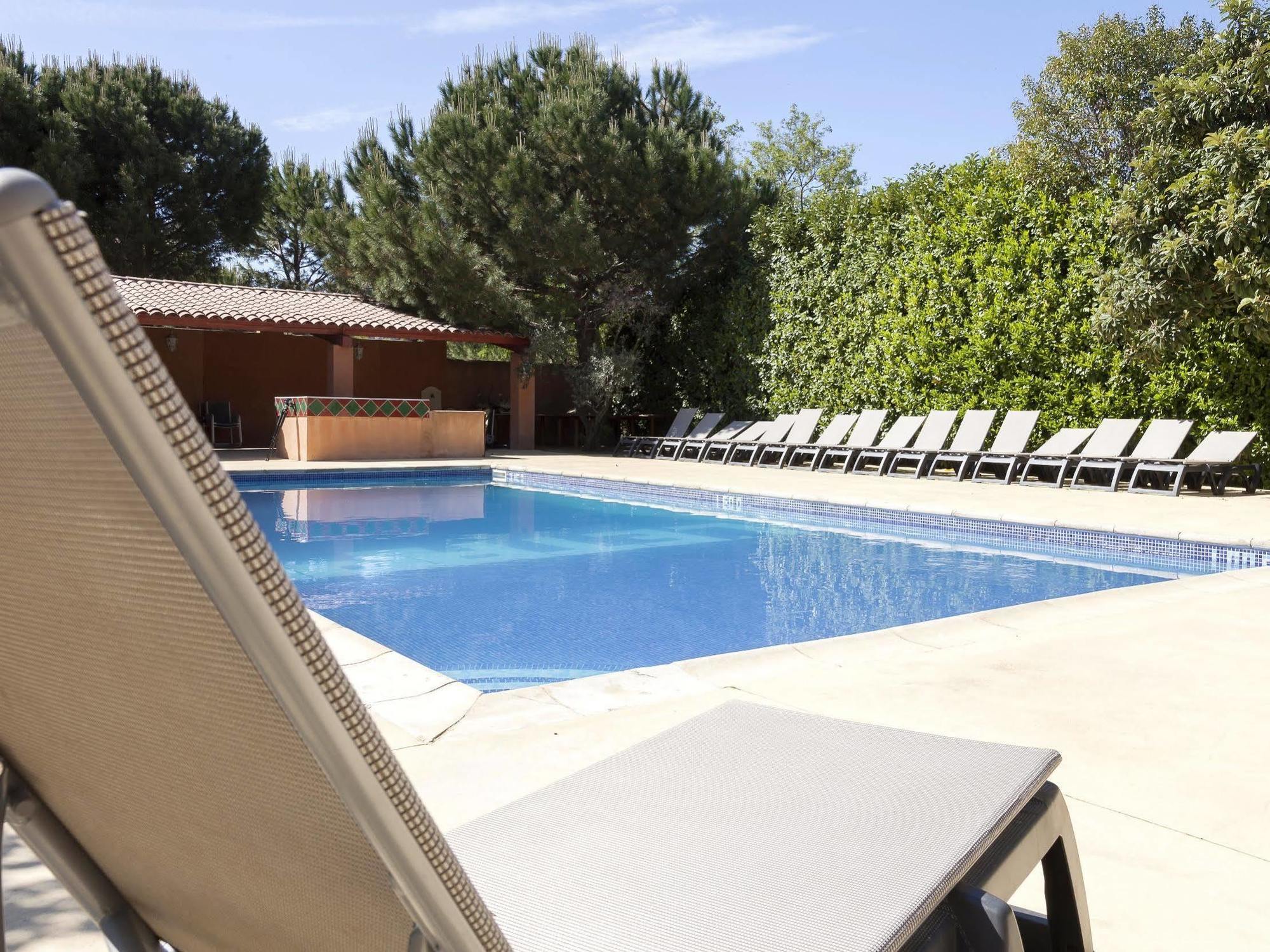 Logis Hotel & Restaurant L'Etape Bouc Bel Air - Gardanne Dış mekan fotoğraf