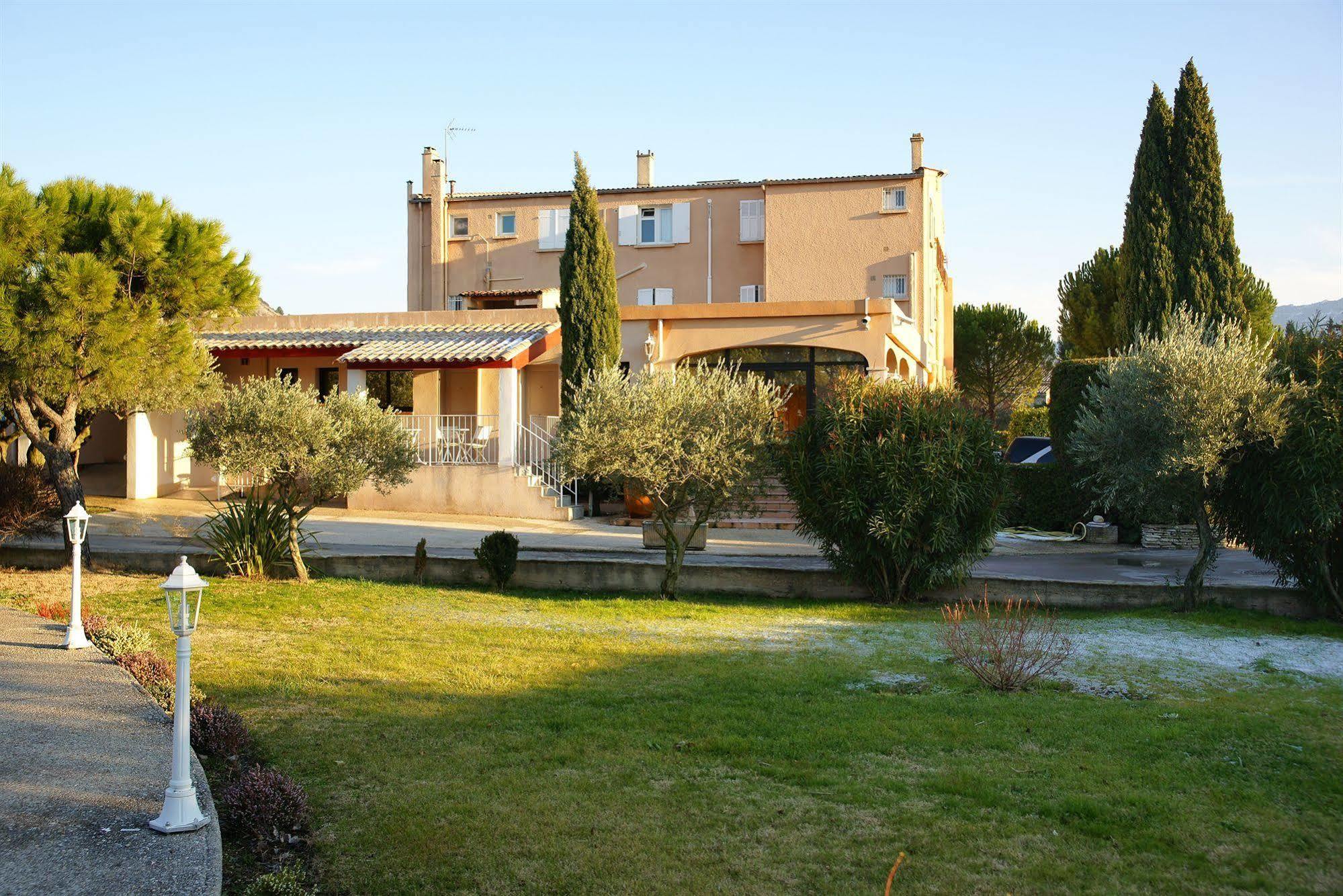 Logis Hotel & Restaurant L'Etape Bouc Bel Air - Gardanne Dış mekan fotoğraf